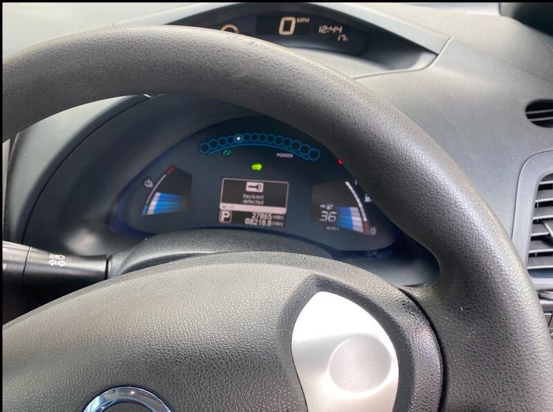 NISSAN LEAF